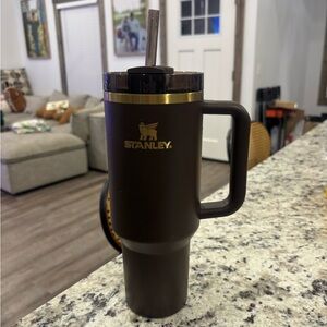 Stanley Chocolate Brown Mug with Handle